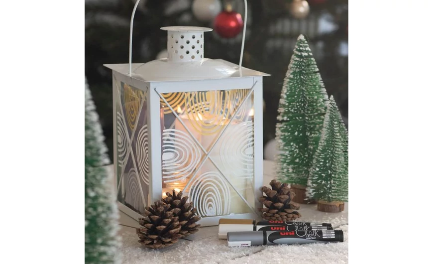 Karácsonyi DIY – Folyékony krétával varázsold egyedivé a lámpásodat!